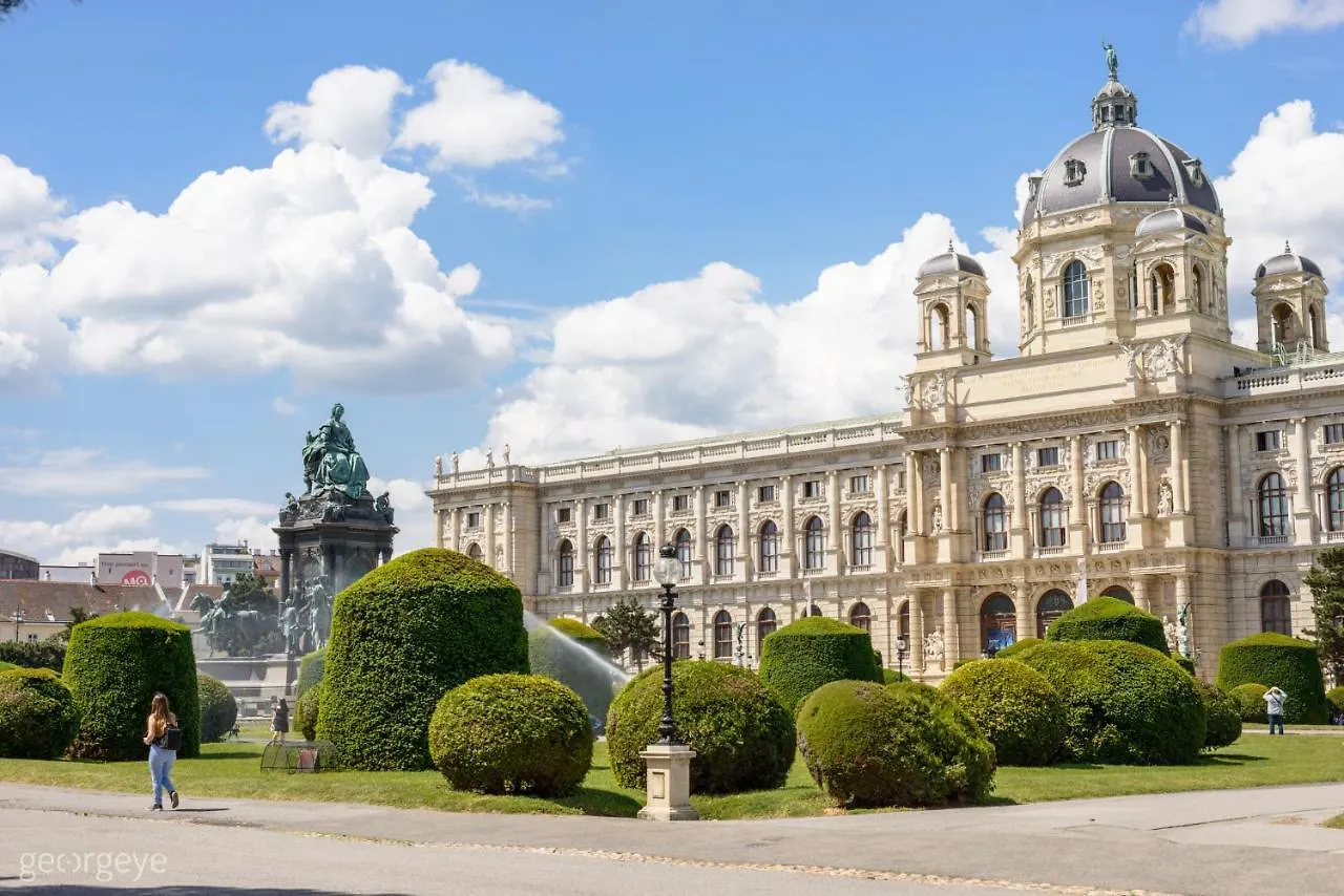 Sigmund Freud Lounge Apartment Vienna Austria